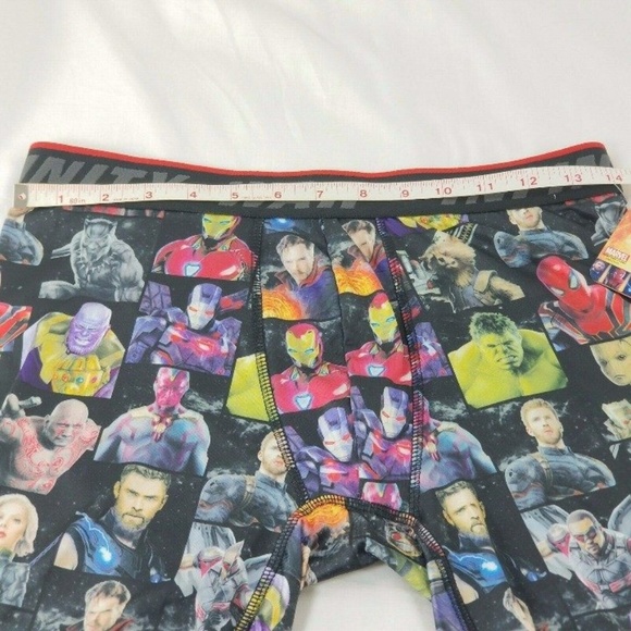 Marvel Avengers Infinity War Boxer Brief Sz Medium - Picture 2 of 7